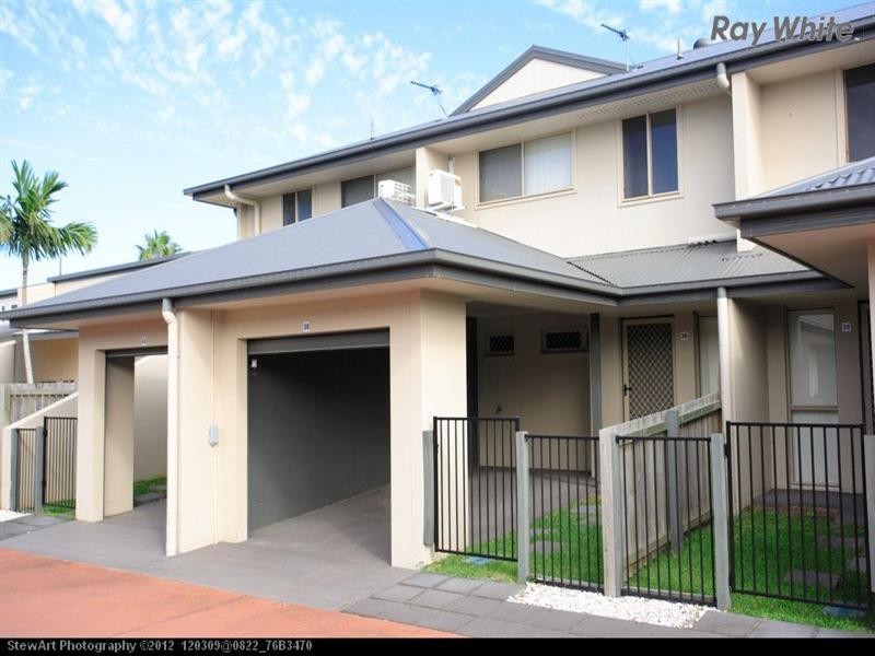 1 Ibis Boulevard, Eli Waters QLD 4655