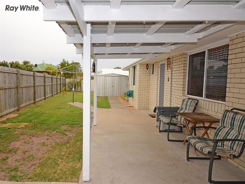 18 Warrego Drive, Point Vernon QLD 4655