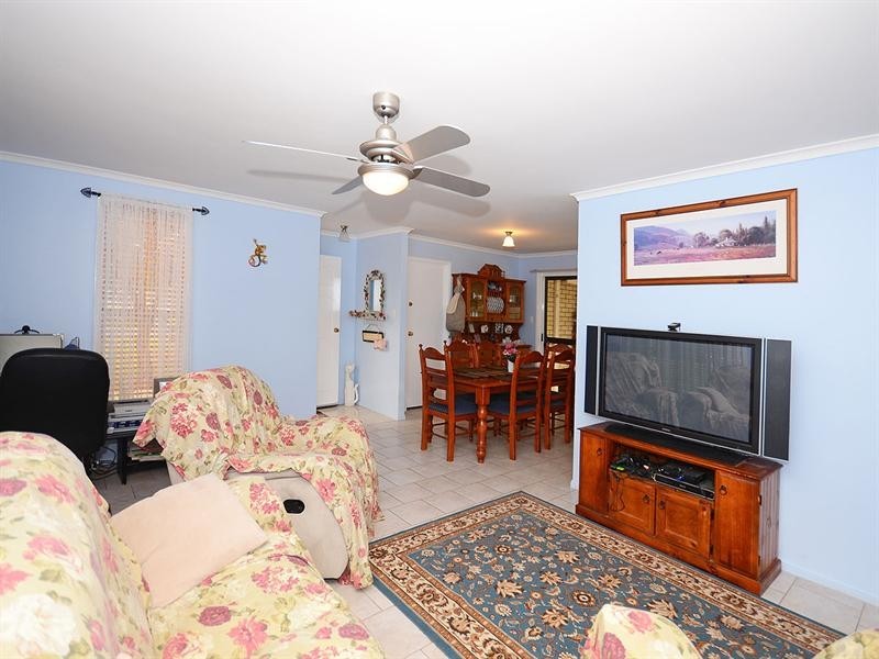 18 Warrego Drive, Point Vernon QLD 4655