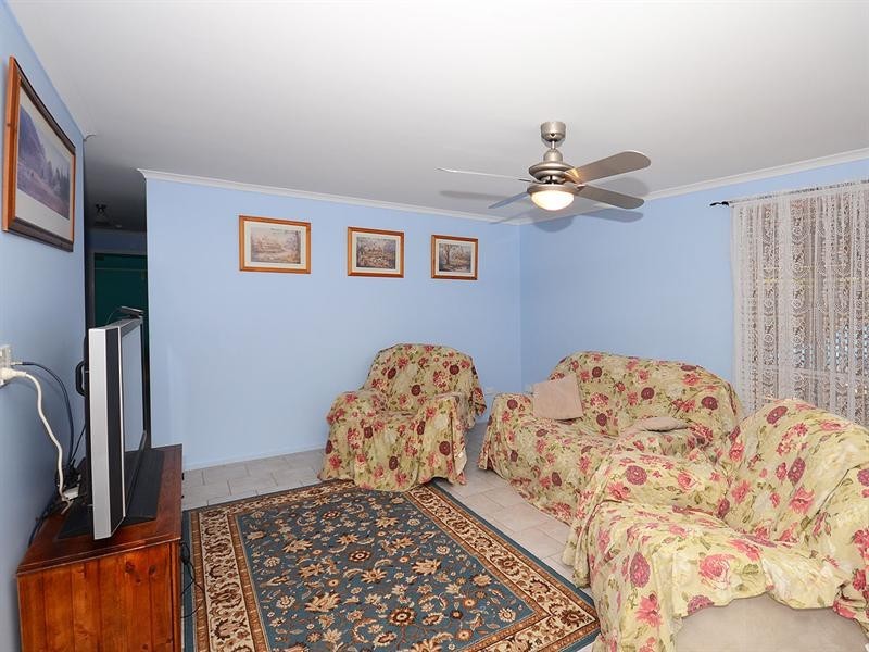 18 Warrego Drive, Point Vernon QLD 4655