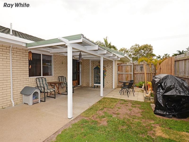 18 Warrego Drive, Point Vernon QLD 4655