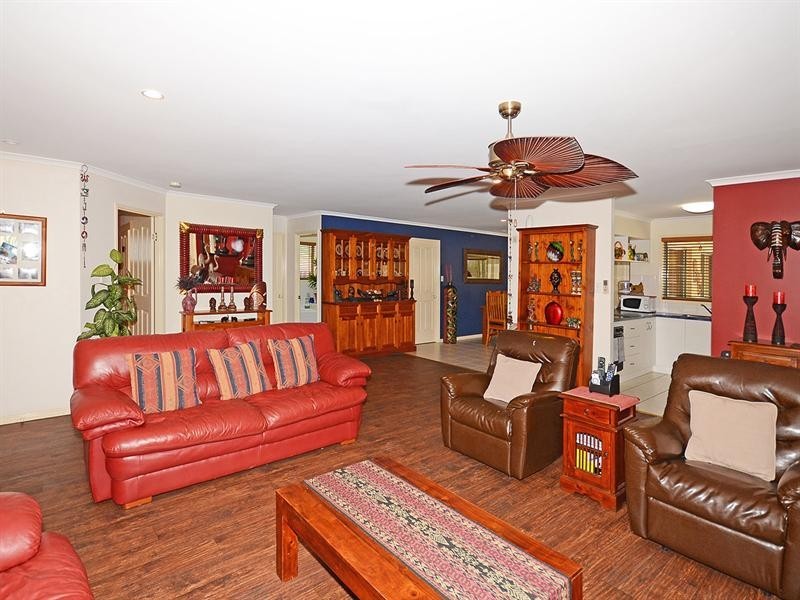 38 Julie Anne Street, Urraween QLD 4655