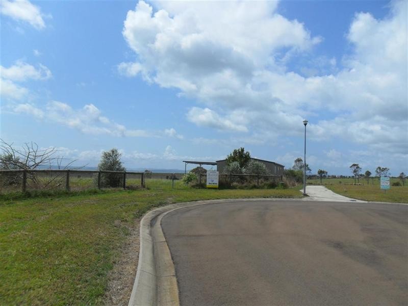 8 Tranquility Court, River Heads QLD 4655