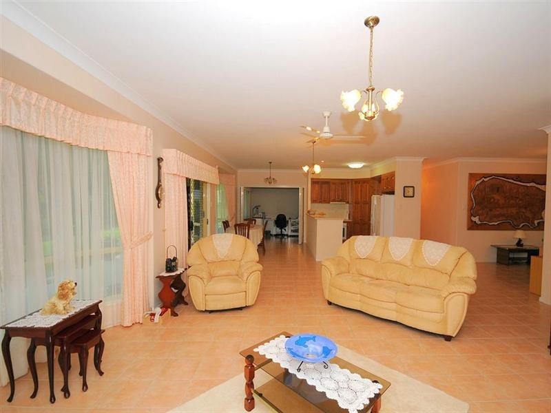 99 Castles Road North, Hervey Bay QLD 4655