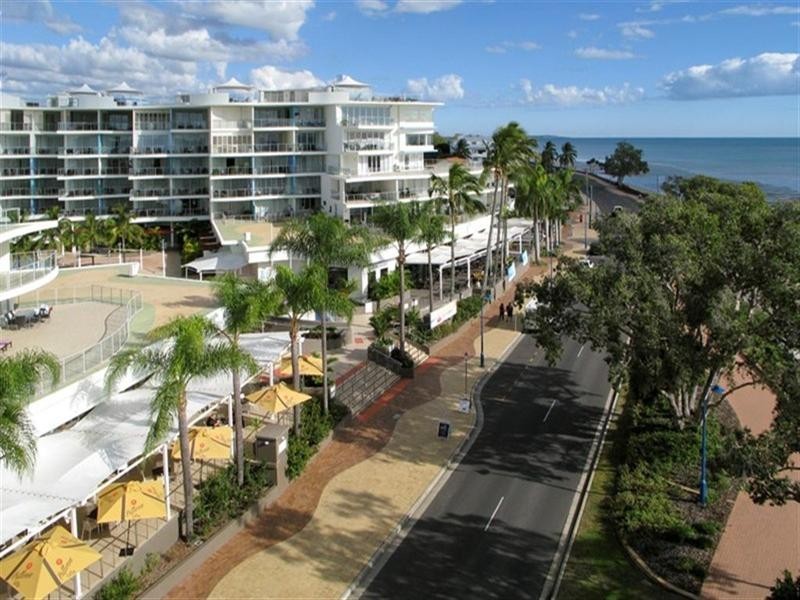 113/569 Charlton Esplanade, Urangan QLD 4655