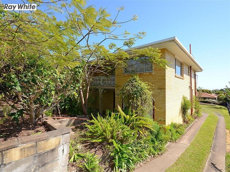 316 Boat Harbour Drive, Hervey Bay QLD 4655