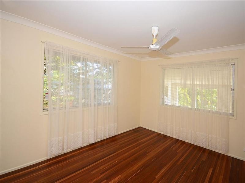 316 Boat Harbour Drive, Hervey Bay QLD 4655