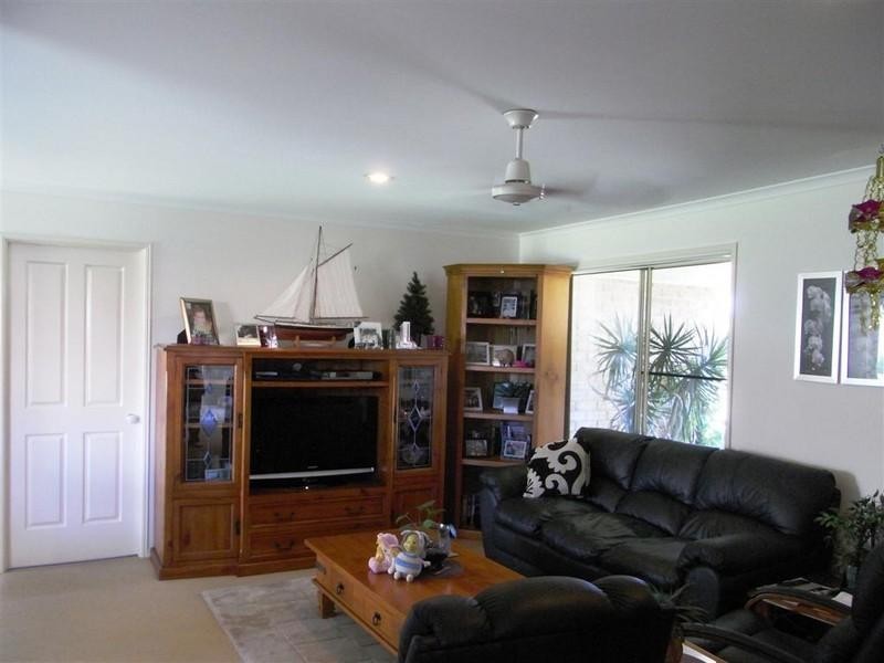 4 Blackall Court, Hervey Bay QLD 4655