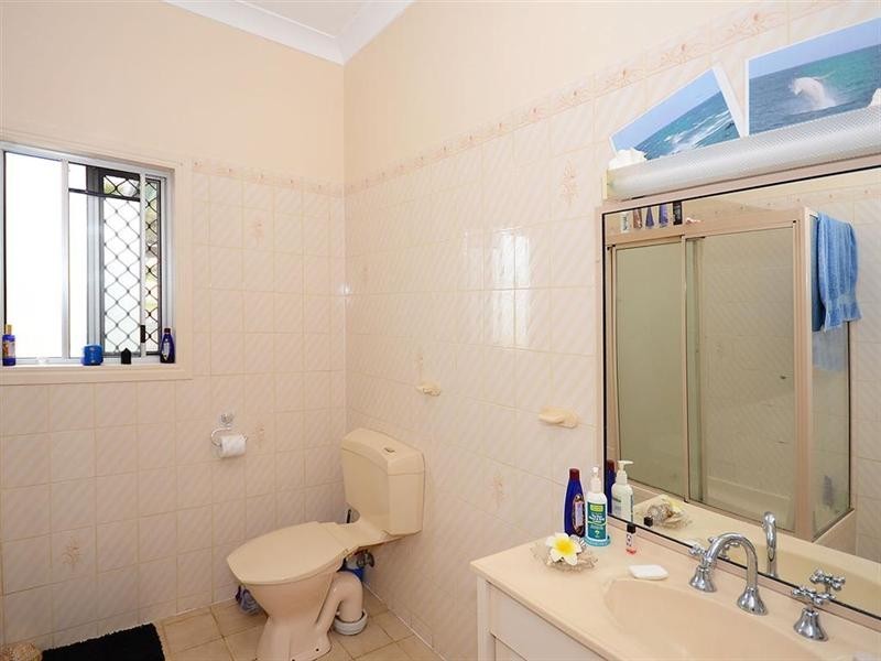 5 Riley Street, Hervey Bay QLD 4655