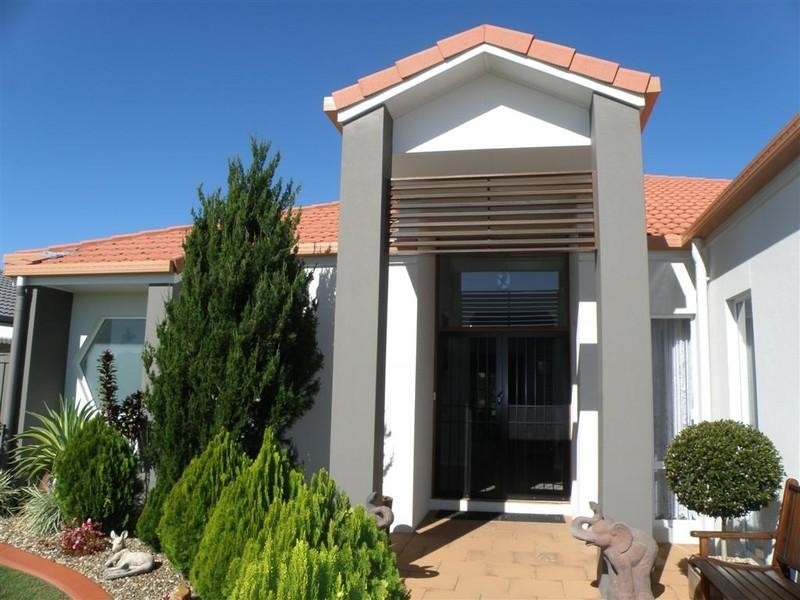 8 Bayley Court, Hervey Bay QLD 4655