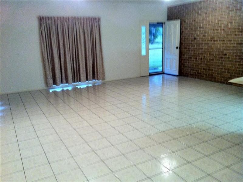 83 Beck Road, Urangan QLD 4655