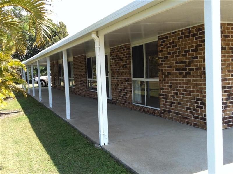 83 Beck Road, Urangan QLD 4655