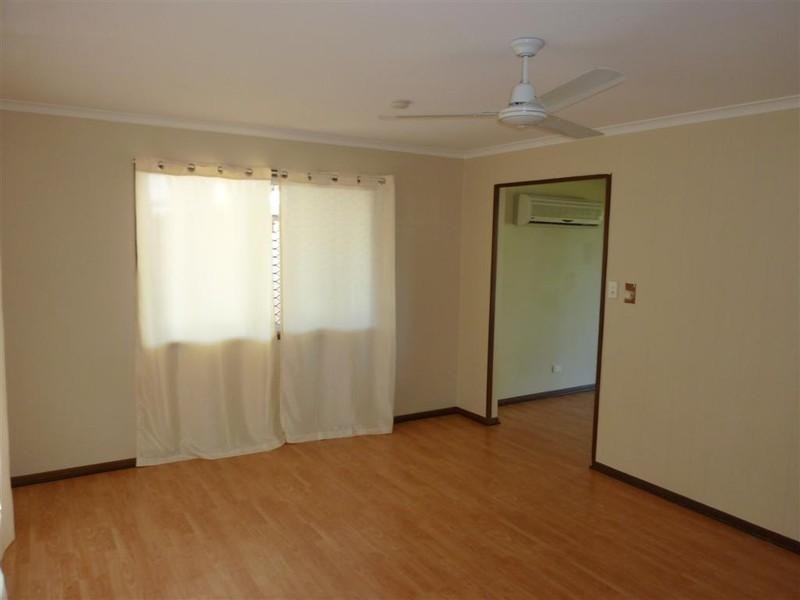 5 GREVILLEA, Kawungan QLD 4655