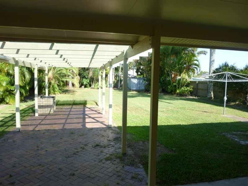 5 GREVILLEA, Kawungan QLD 4655