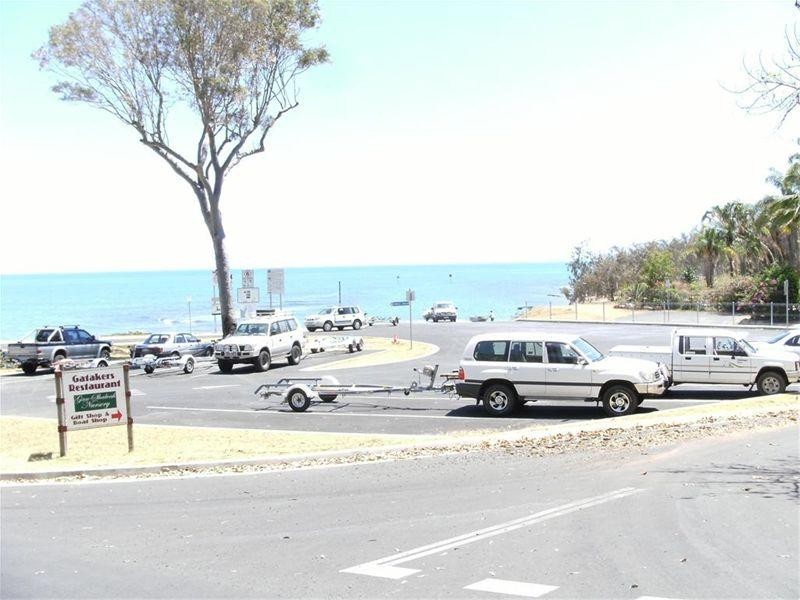 44 Esplanade, Point Vernon QLD 4655