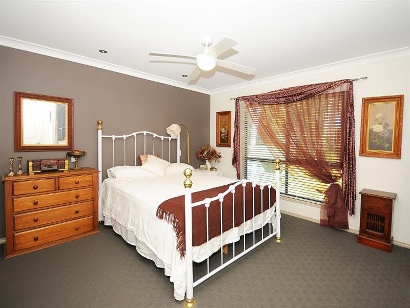 12 Barry Street, Hervey Bay QLD 4655