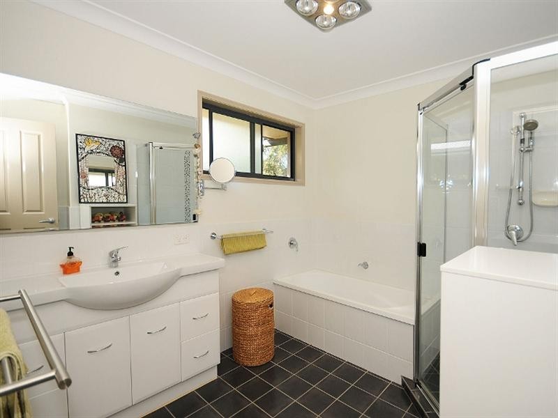 12 Barry Street, Hervey Bay QLD 4655