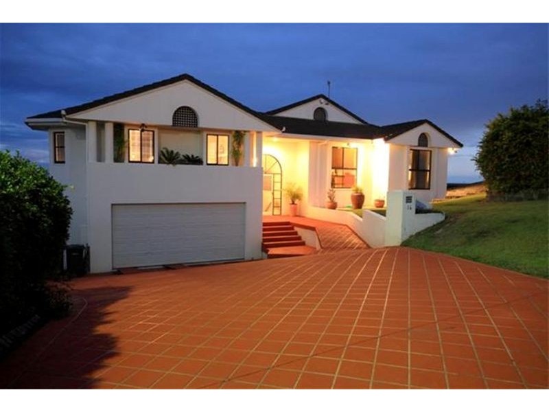 16 Swissalp Drive, Urraween QLD 4655