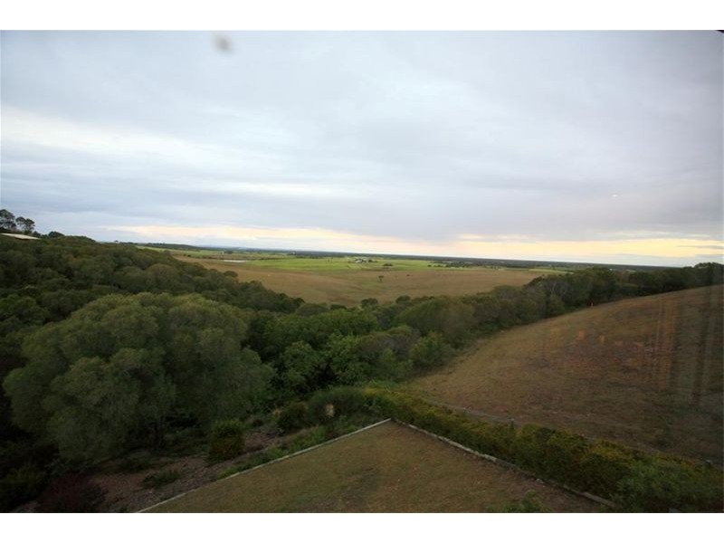 16 Swissalp Drive, Urraween QLD 4655