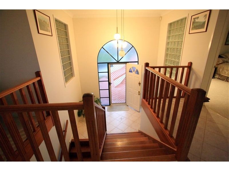 16 Swissalp Drive, Urraween QLD 4655