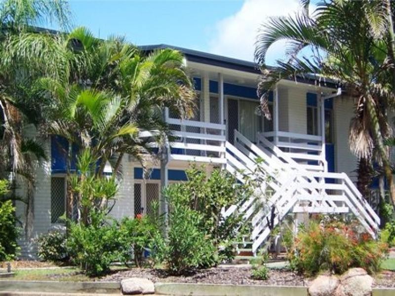 11/477 Esplanade, Torquay QLD 4655