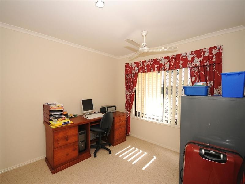 15 Kingston Court, Point Vernon QLD 4655