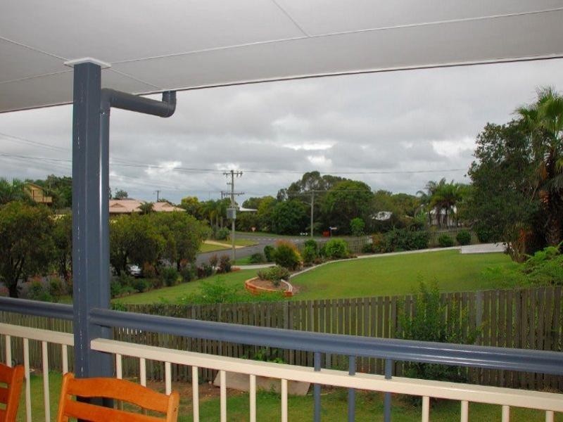 8 Anderson Avenue, Urraween QLD 4655