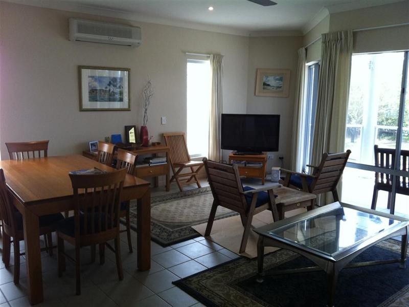 5/320 Charlton Esplanade, Scarness QLD 4655