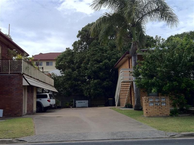 449 Charlton Esplanade, Torquay QLD 4655