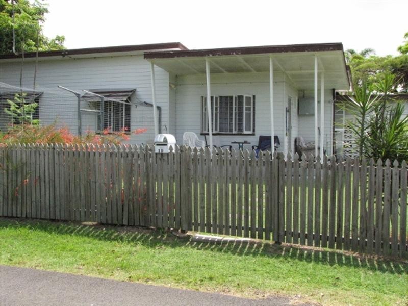 17-19 Leslie Lane, Hervey Bay QLD 4655