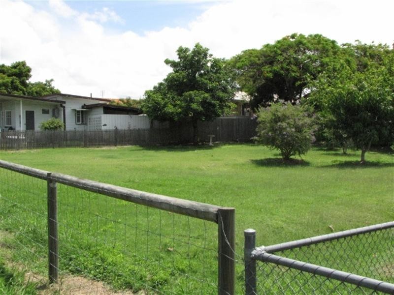 17-19 Leslie Lane, Hervey Bay QLD 4655