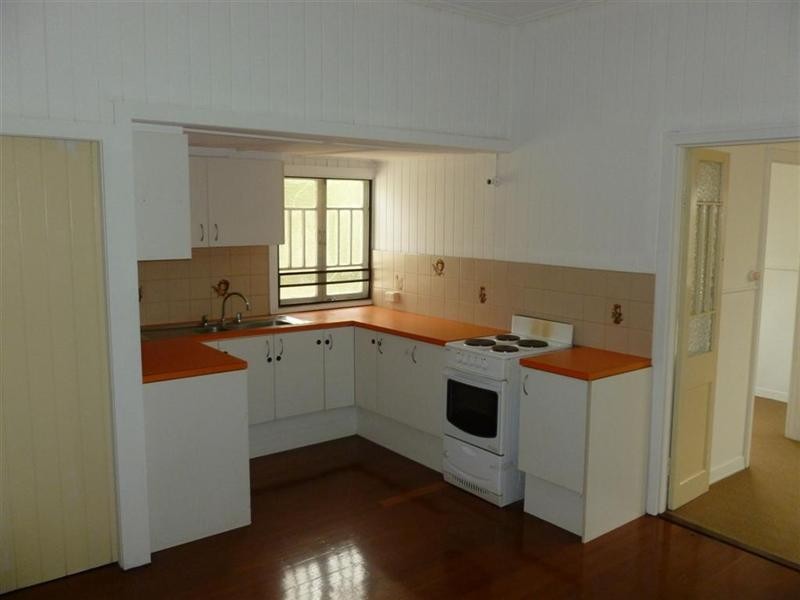 13 Gossner Street, Scarness QLD 4655