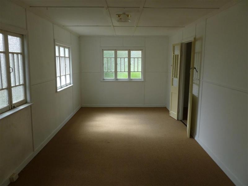 13 Gossner Street, Scarness QLD 4655