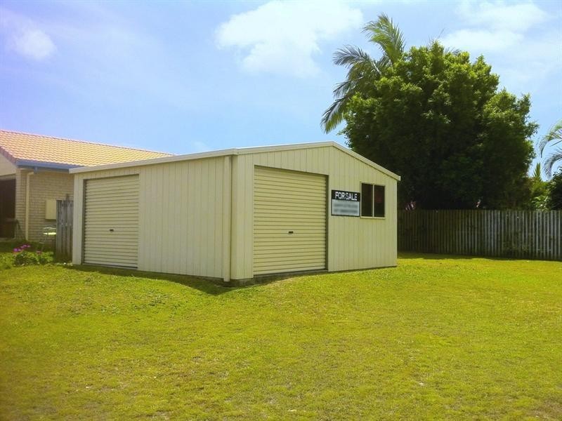 14 Satinay Street, Urangan QLD 4655