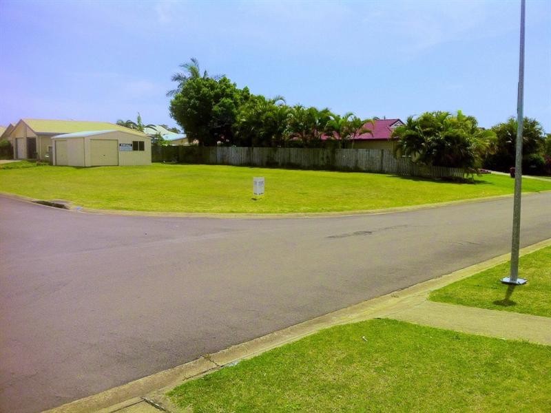 14 Satinay Street, Hervey Bay QLD 4655