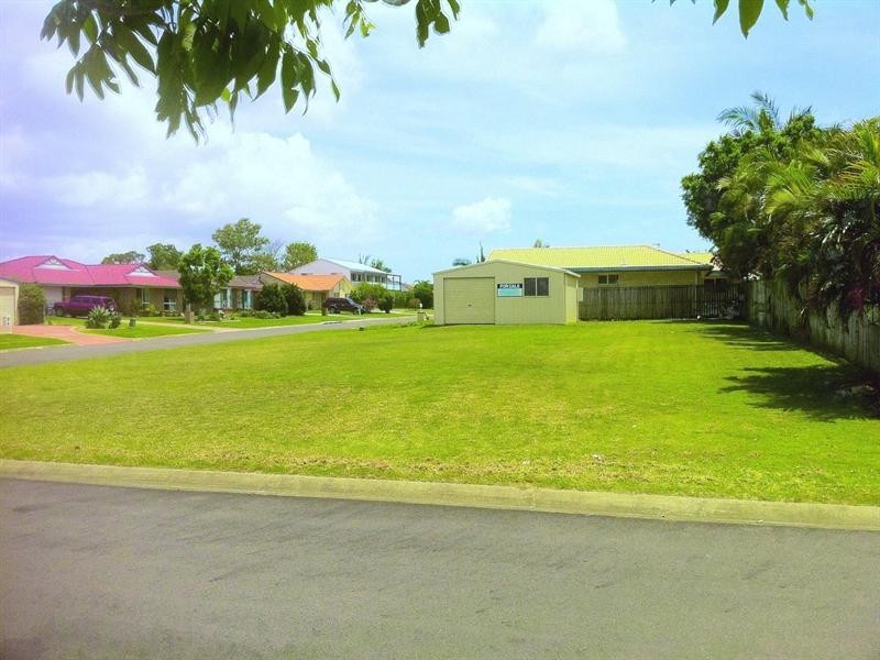 14 Satinay Street, Hervey Bay QLD 4655