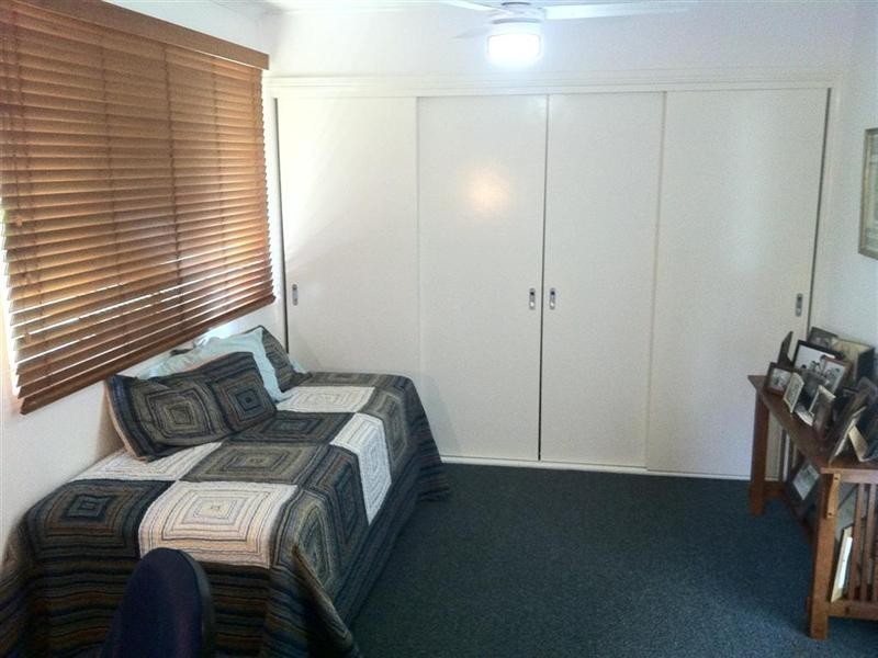 1/457 Charlton Esplanade, Torquay QLD 4655