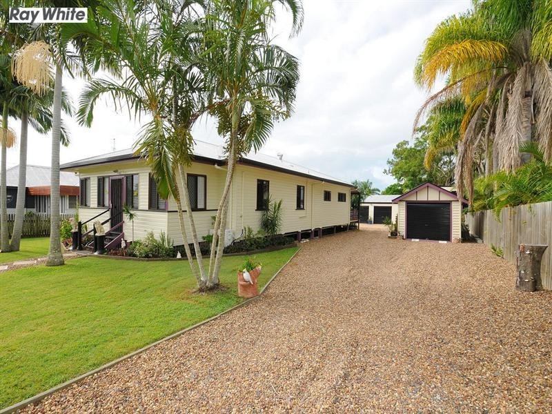 73 Dayman Street, Urangan QLD 4655