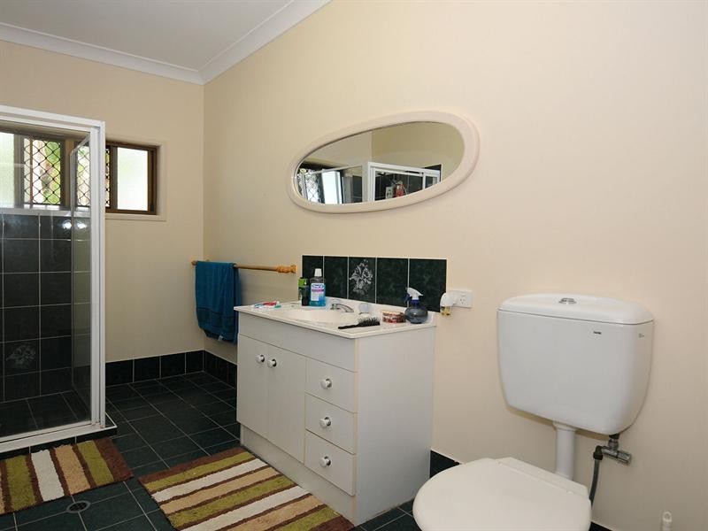 73 Dayman Street, Urangan QLD 4655
