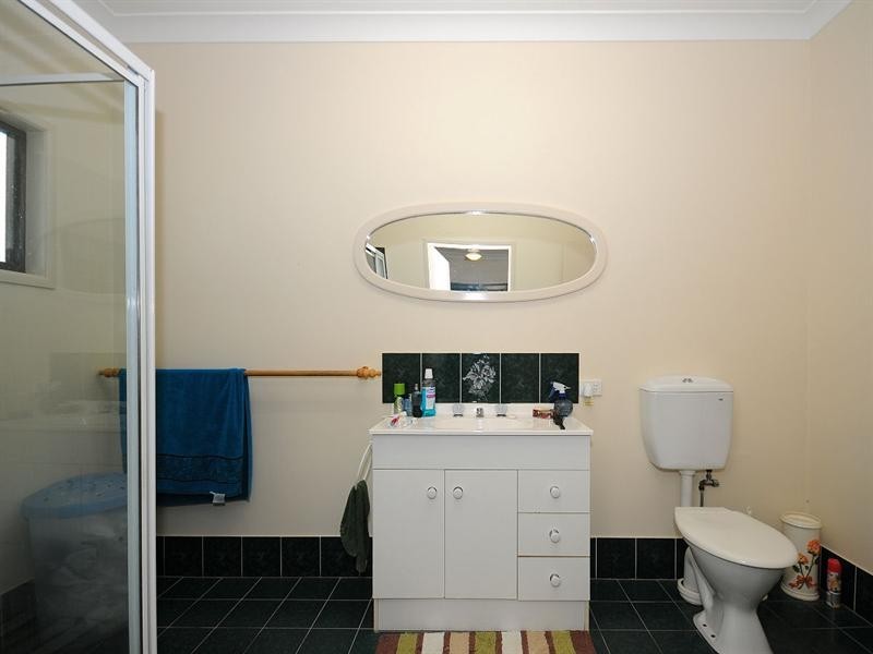 73 Dayman Street, Urangan QLD 4655