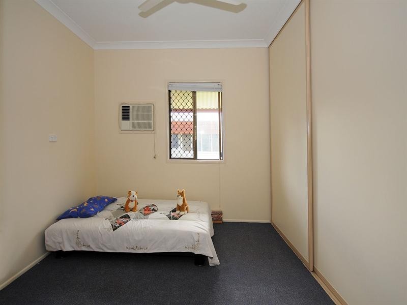 73 Dayman Street, Urangan QLD 4655