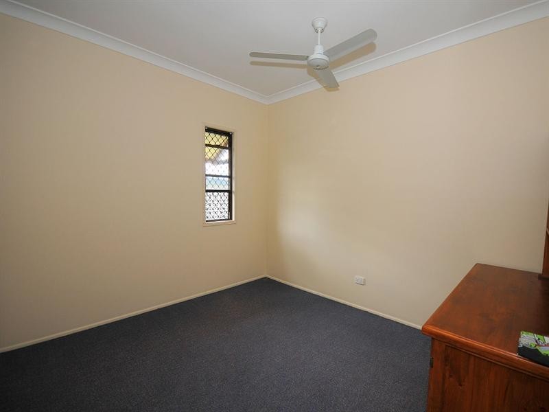 73 Dayman Street, Urangan QLD 4655