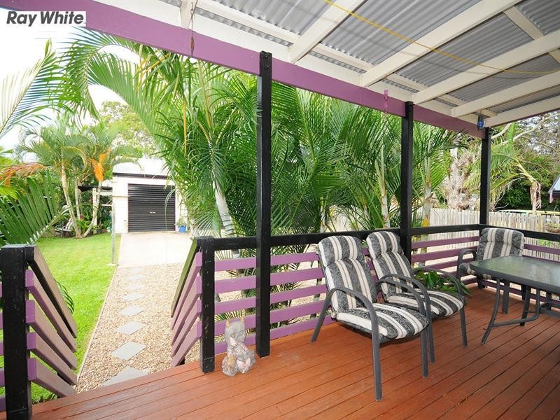 73 Dayman Street, Urangan QLD 4655