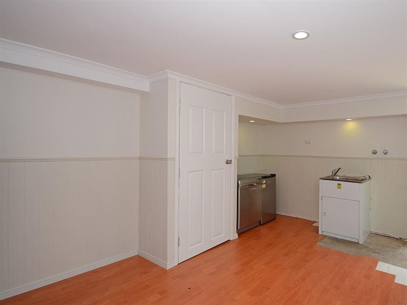 11 Winbirra Way, Scarness QLD 4655