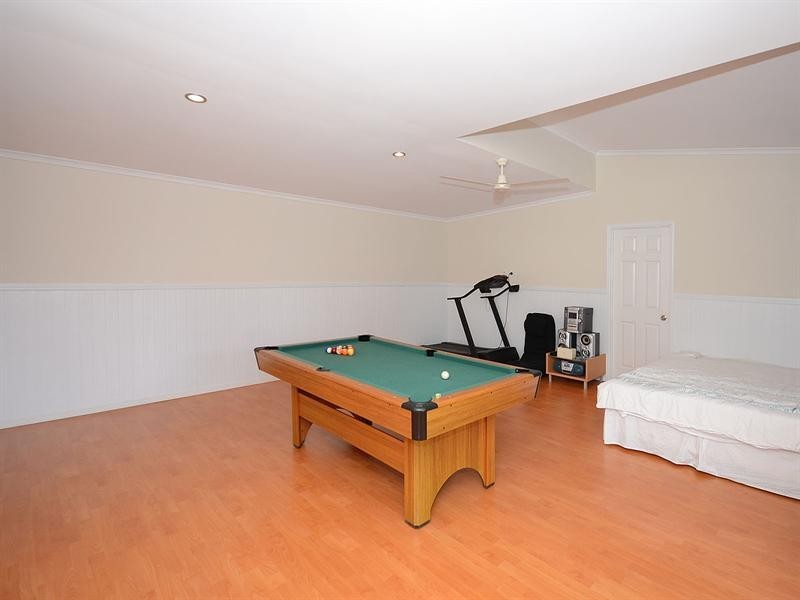 11 Winbirra Way, Scarness QLD 4655