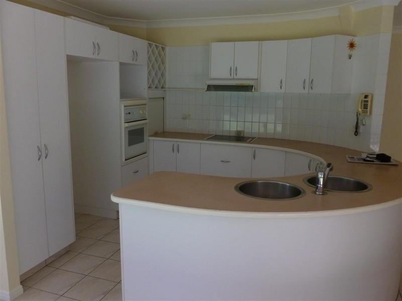 120 KINGFISHER Parade, Toogoom QLD 4655