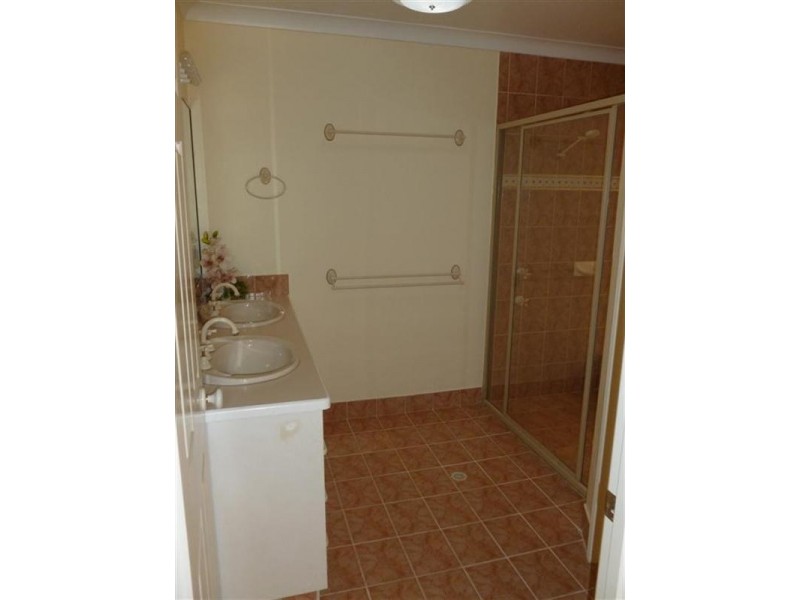 120 KINGFISHER Parade, Toogoom QLD 4655