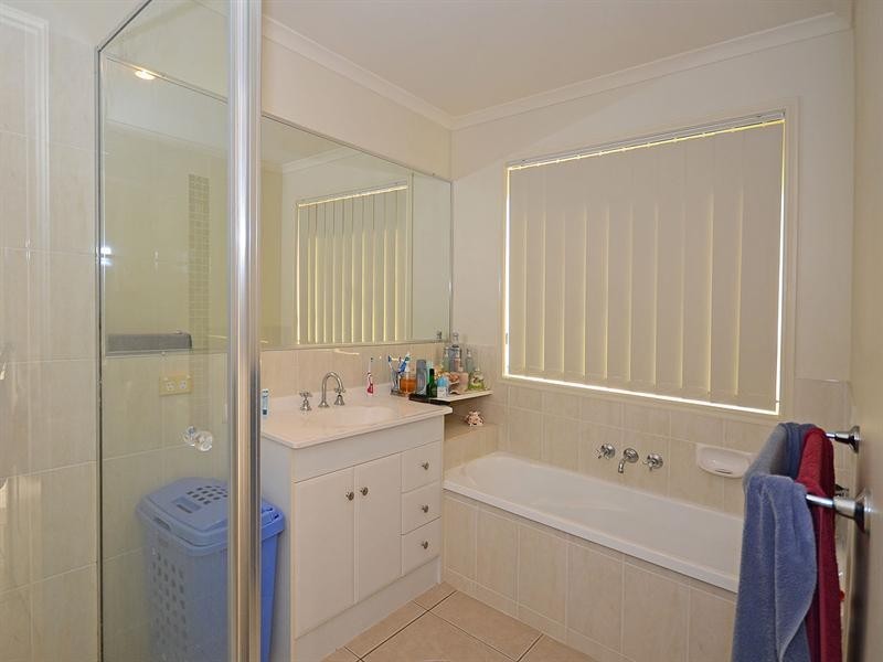 27 Cromdale Circuit, Kawungan QLD 4655