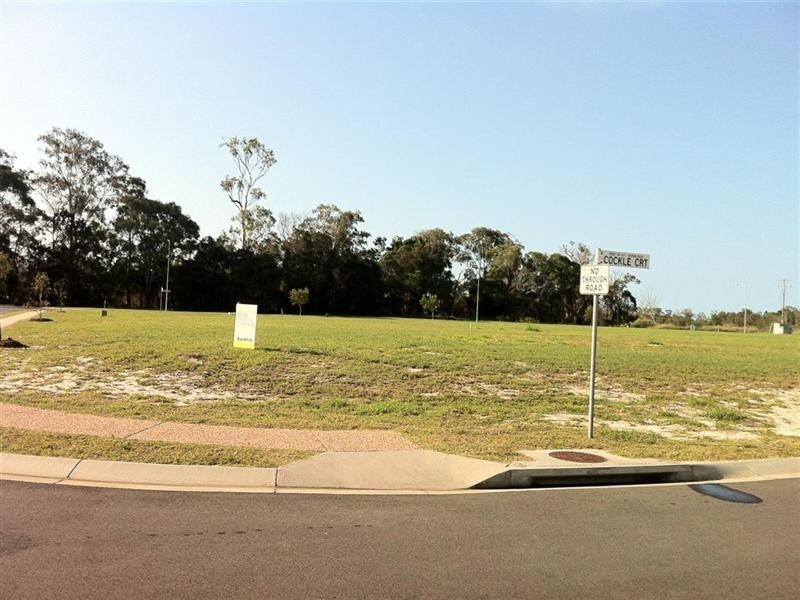 2 Cockle Court, Burrum Heads QLD 4659