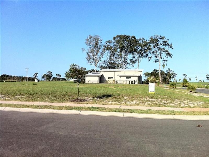 2 Cockle Court, Burrum Heads QLD 4659
